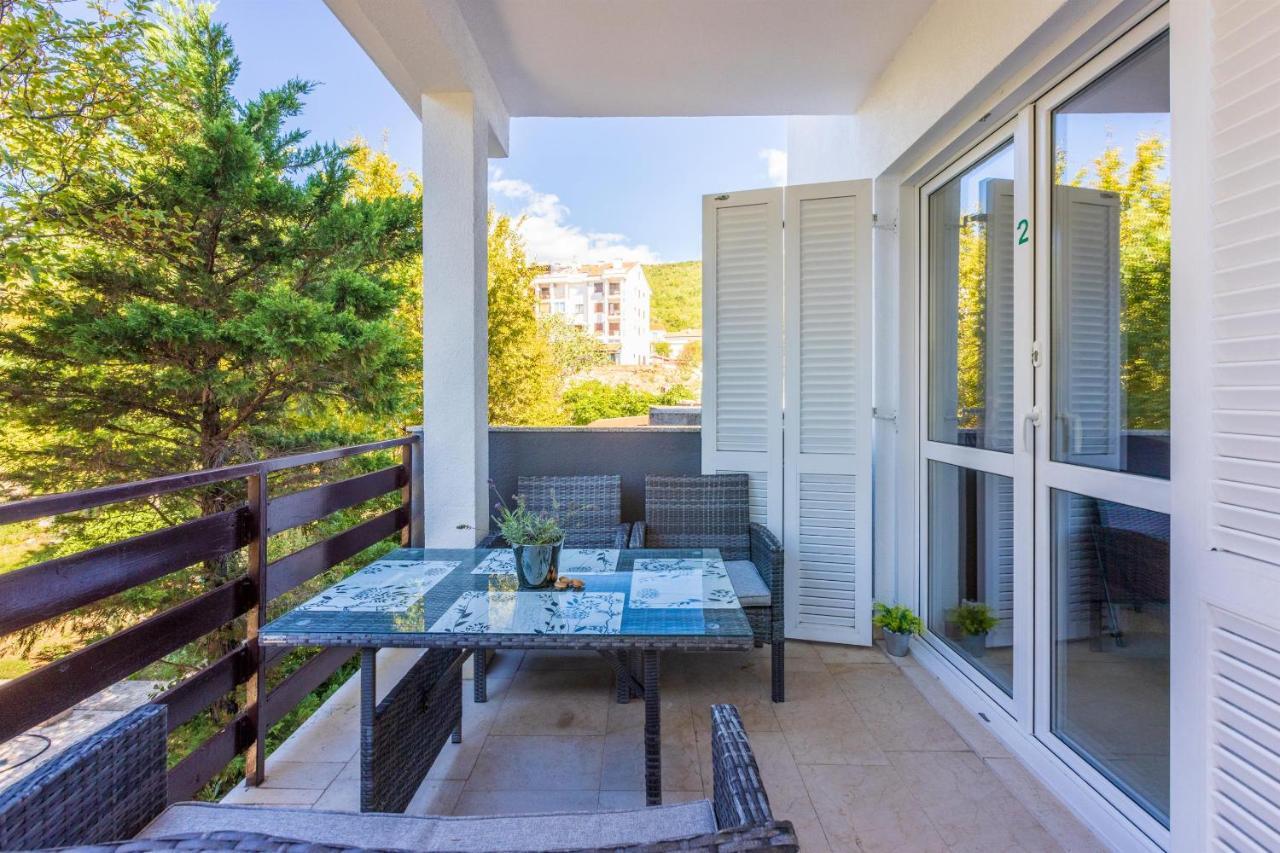 Apartments Pera Selce Exterior foto
